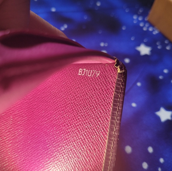 Lv epi compact wallet - Picture 7 of 7